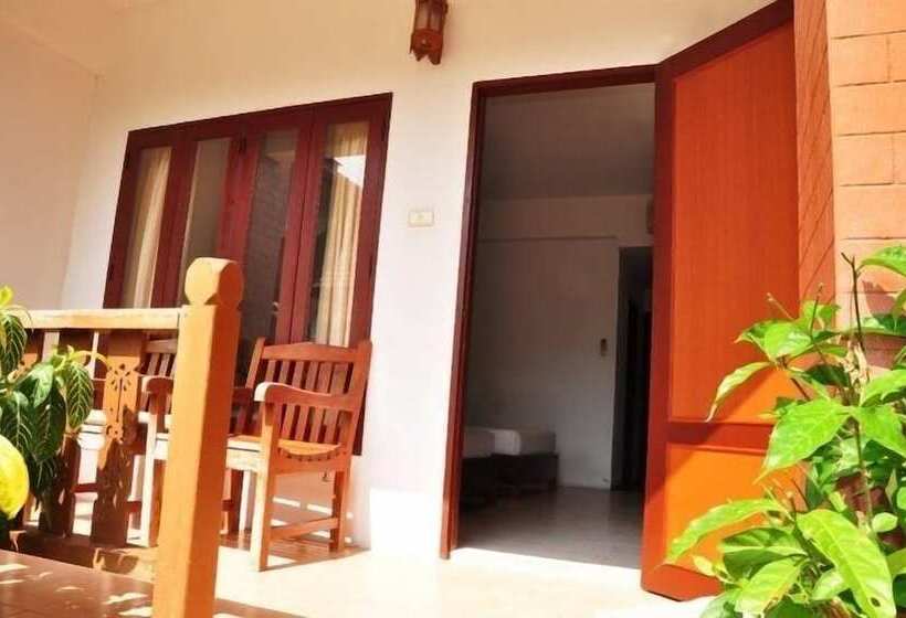 פנסיון Aloha Apartment