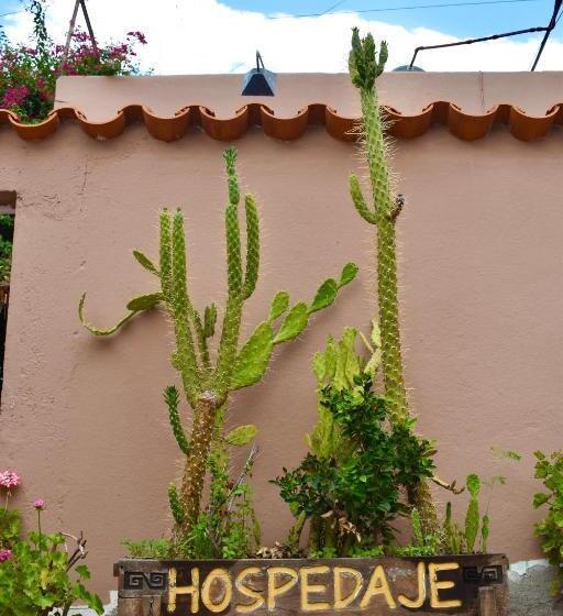 Bed & Breakfast Hospedaje Los Cardones