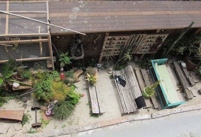 Hostal Valle Mistral