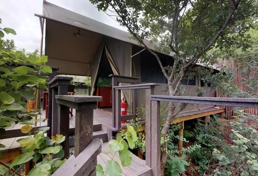 هتل Humala River Lodge