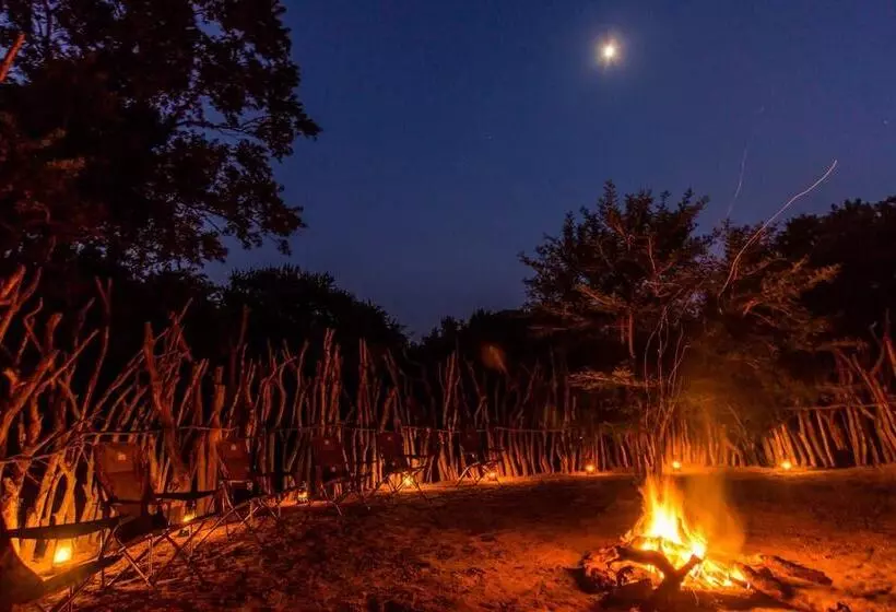 هتل Humala River Lodge