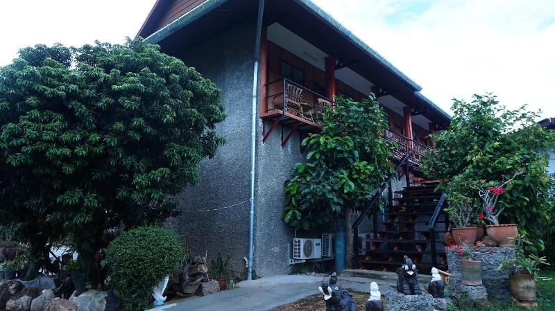 فندق Khun Mai Baan Suan Resort