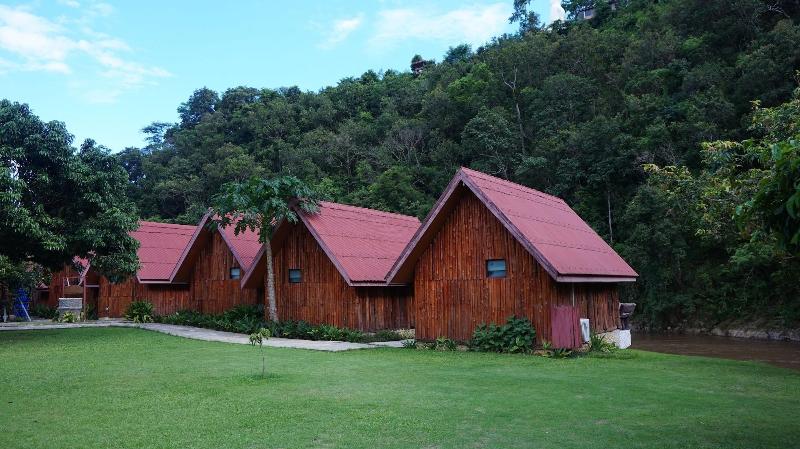 فندق Khun Mai Baan Suan Resort