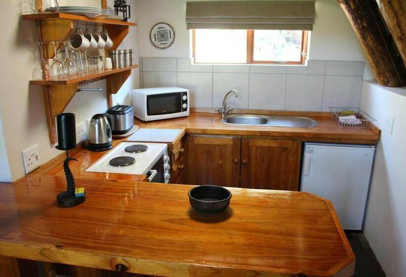 호텔 Ko Ka Tsara Bush Camp