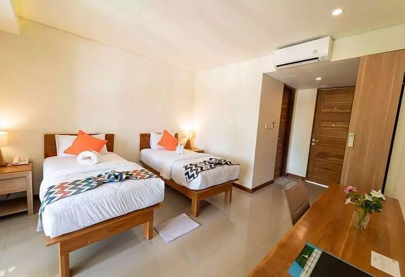 ホテル Komodo Lodge