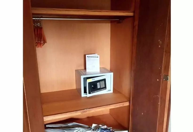 ホテル Komodo Lodge