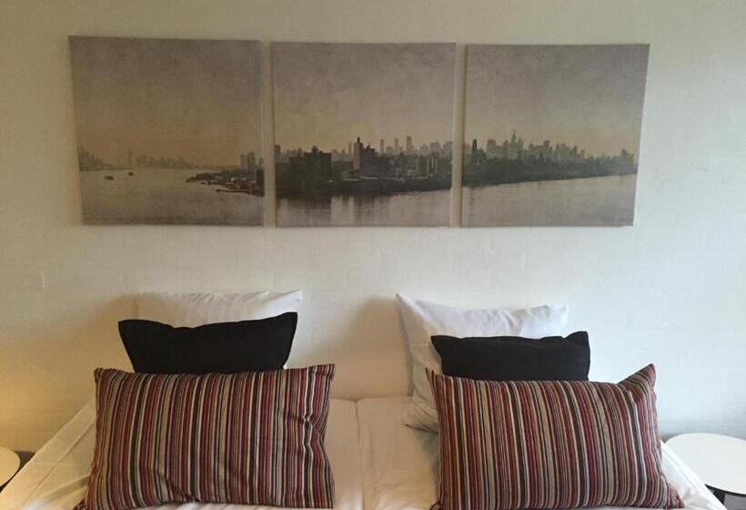 فندق Rørvig Centret