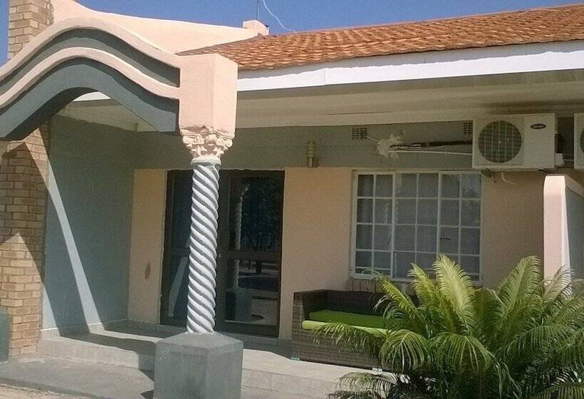 هتل Sahara Stones