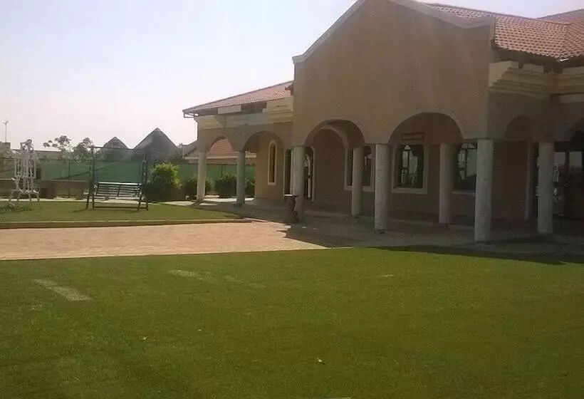 هتل Sahara Stones