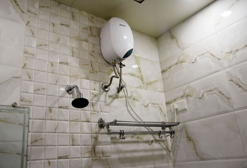 ホテル Sanjary Palace