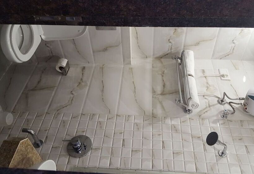 ホテル Sanjary Palace