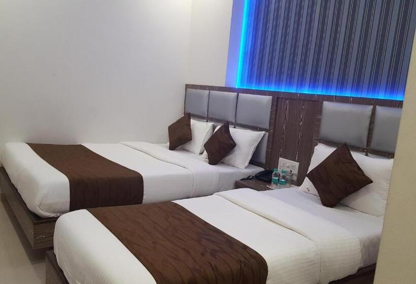 ホテル Sanjary Palace