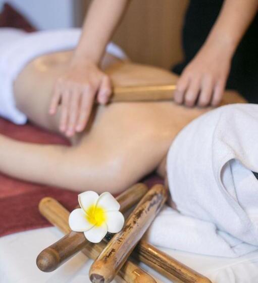 هتل Maxhome Luxury