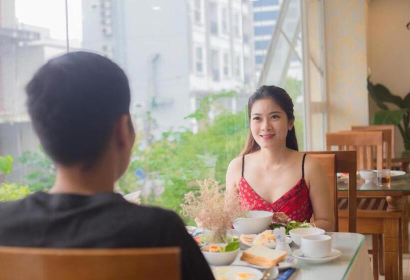 هتل Maxhome Luxury