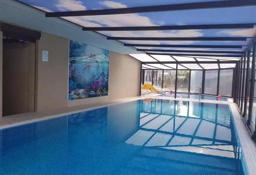 Hotelli Spa Activia