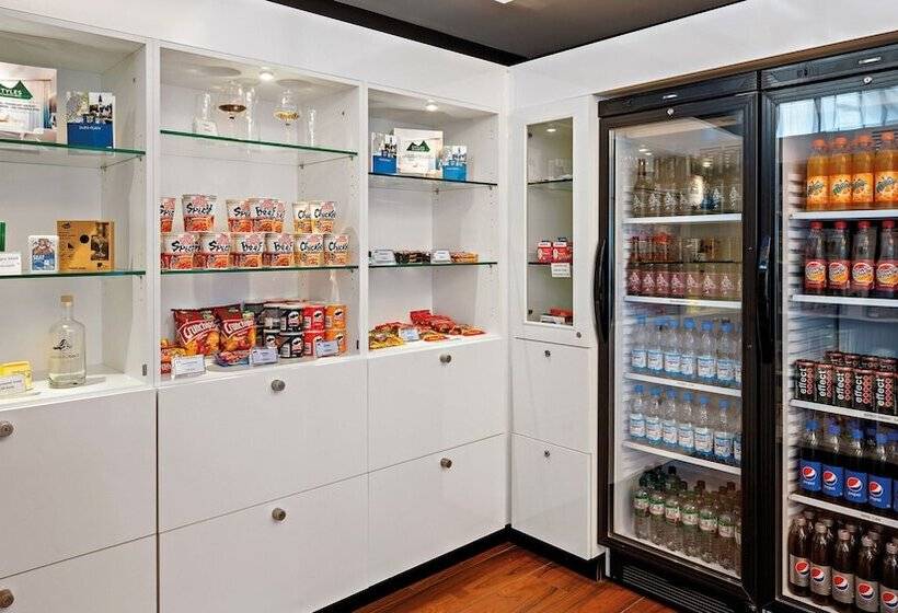 Hey Lou Hotel Frankfurt Airport