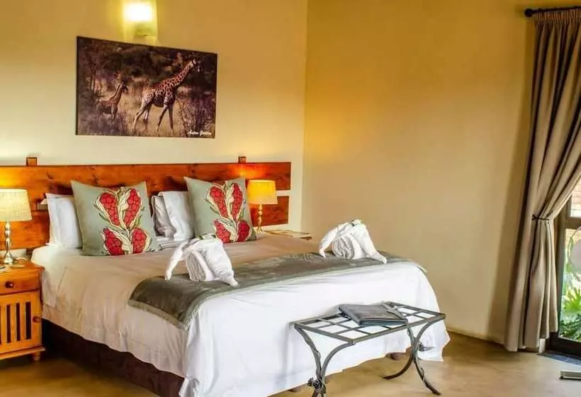 ホテル Tshikwalo Game Lodge