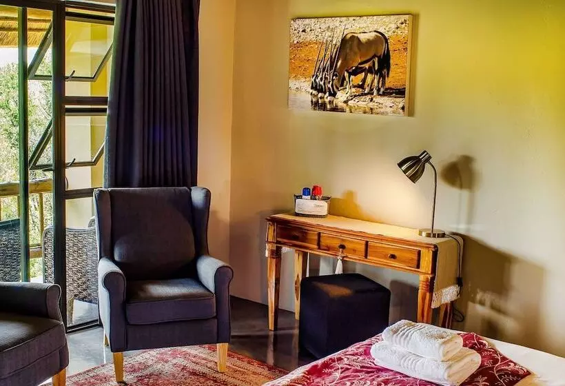 ホテル Tshikwalo Game Lodge