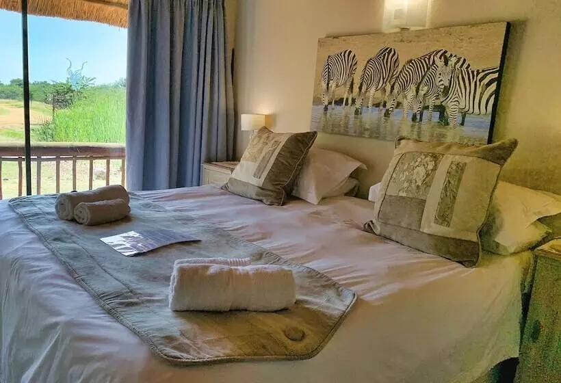 ホテル Tshikwalo Game Lodge