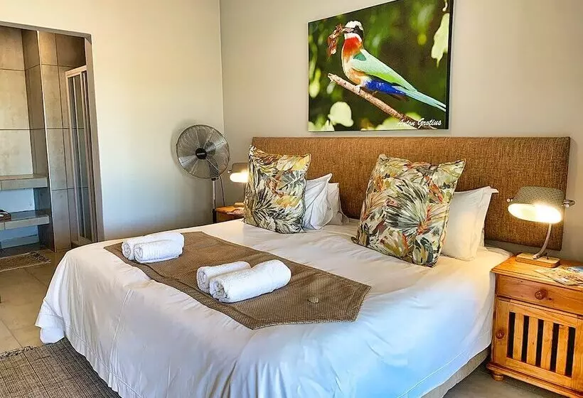 ホテル Tshikwalo Game Lodge