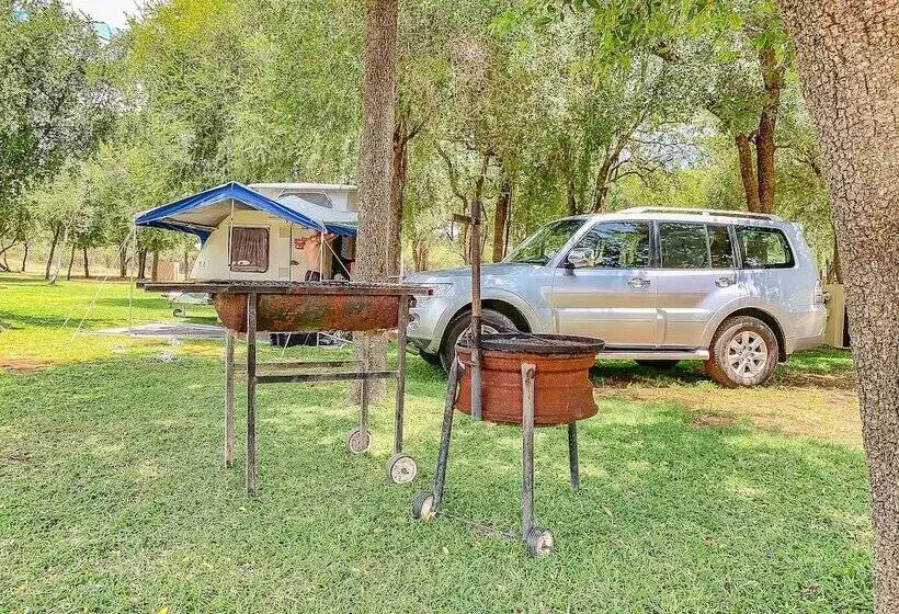 ホテル Tshikwalo Game Lodge