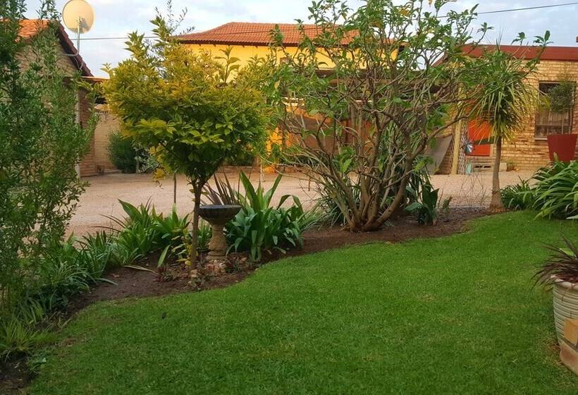 פנסיון Citrus Lane Guesthouse