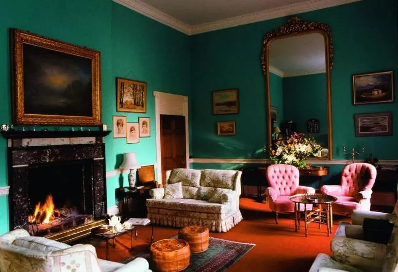 Majatalo Coopershill House