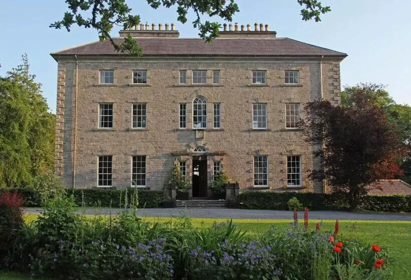 Majatalo Coopershill House