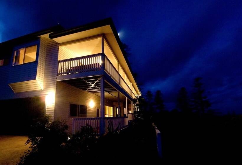 پانسیون The White House