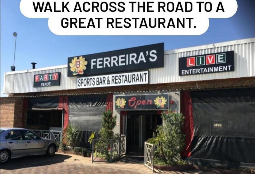 Rudman Townhouses   Family Apartment