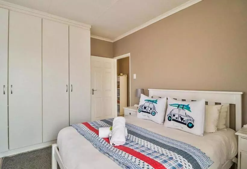 Rudman Townhouses   Family Apartment