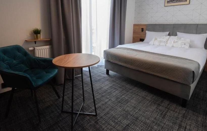 فندق Polonia Park Medical Center & Spa