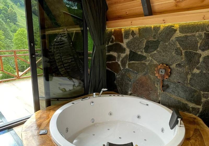 ホテル Waterfall Bungalov