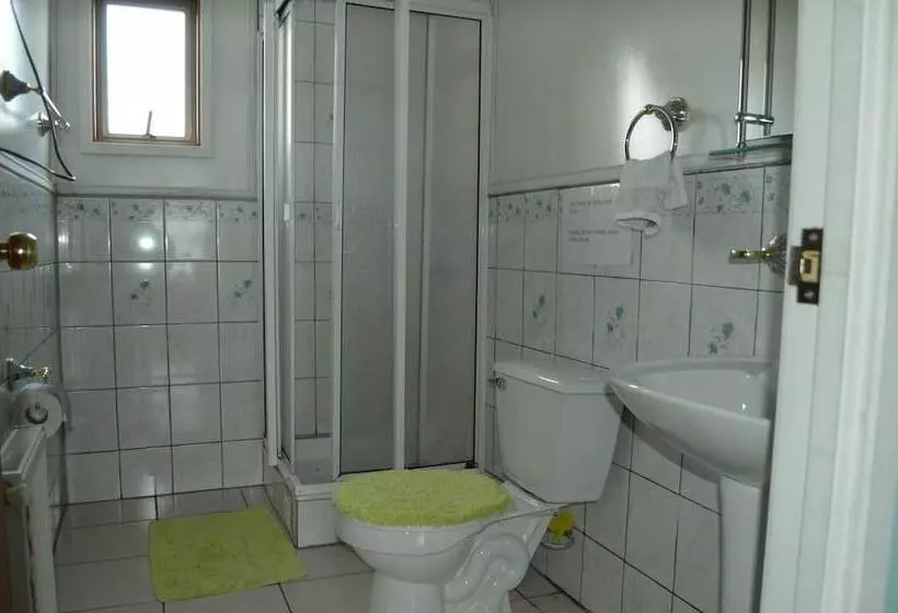 Hostal Arkya Adults Only