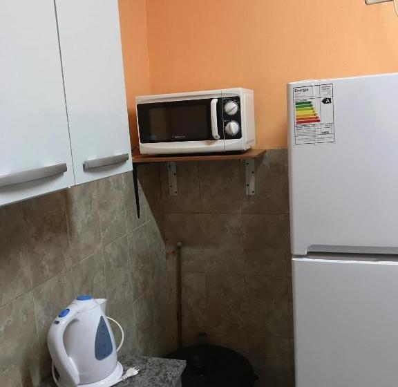 Hostal Tricontinental