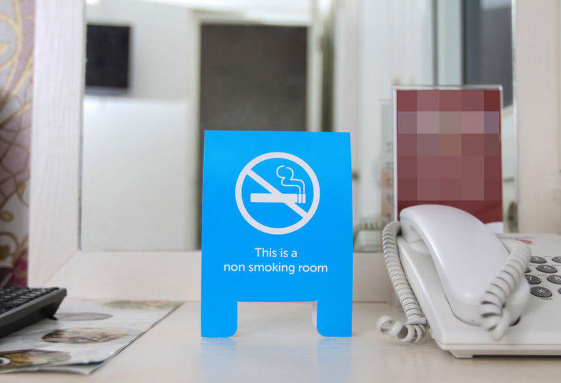 Отель Airy Aeropolis Residence Suryadarma Tangerang