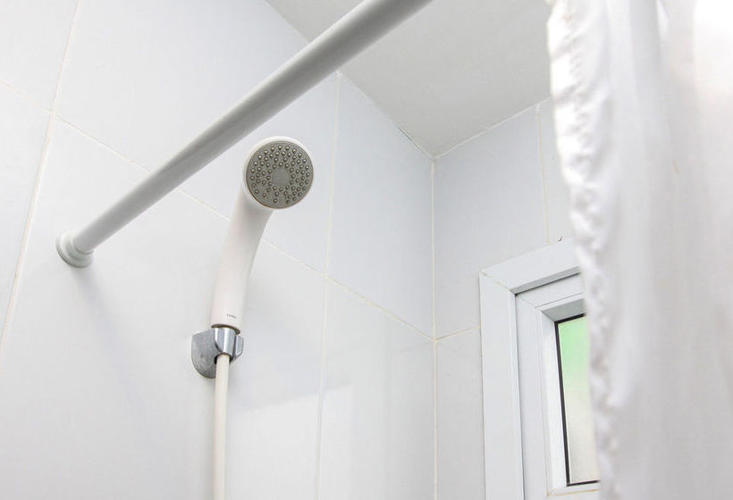 Отель Airy Aeropolis Residence Suryadarma Tangerang