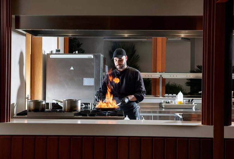 هتل Almyrida Resort