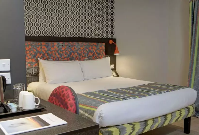 هتل Best Western Plus London Wembley
