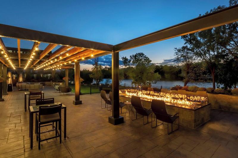 酒店 Courtyard By Marriott Appleton Riverfront