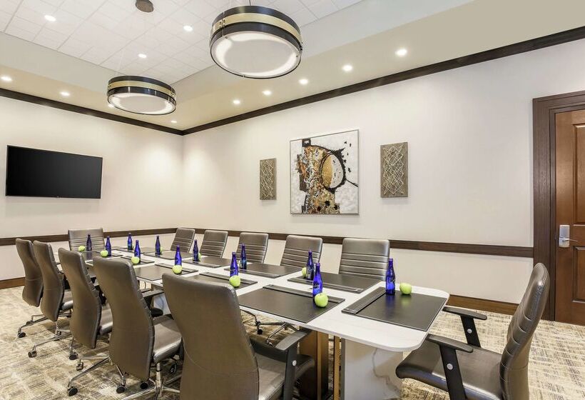 فندق Embassy Suites By Hilton Syracuse Destiny Usa