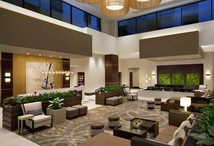 هتل Embassy Suites By Hilton Syracuse Destiny Usa