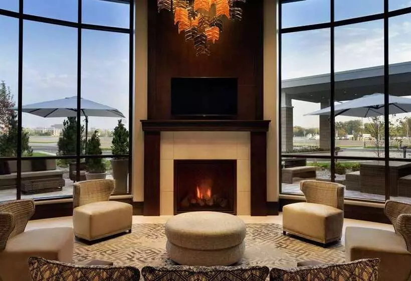 هتل Embassy Suites By Hilton Syracuse Destiny Usa