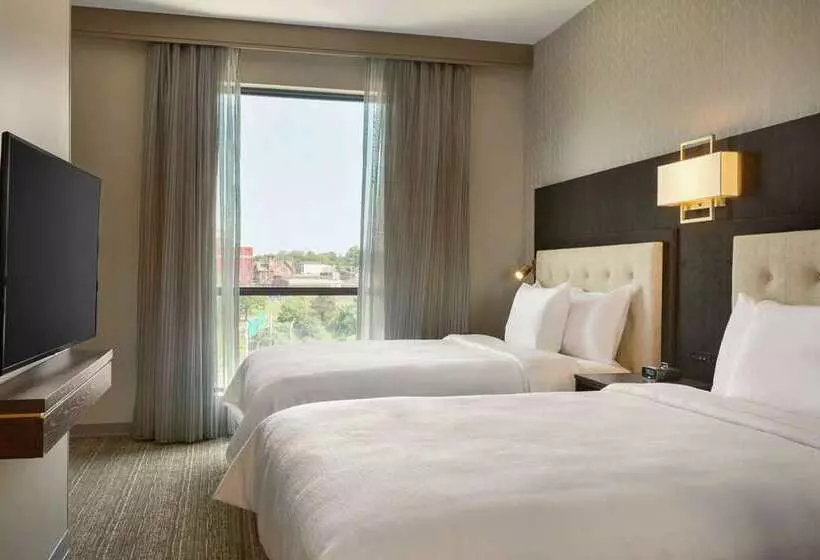 هتل Embassy Suites By Hilton Syracuse Destiny Usa
