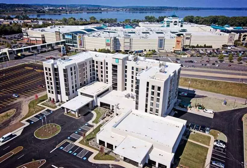 هتل Embassy Suites By Hilton Syracuse Destiny Usa