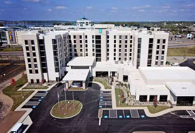هتل Embassy Suites By Hilton Syracuse Destiny Usa