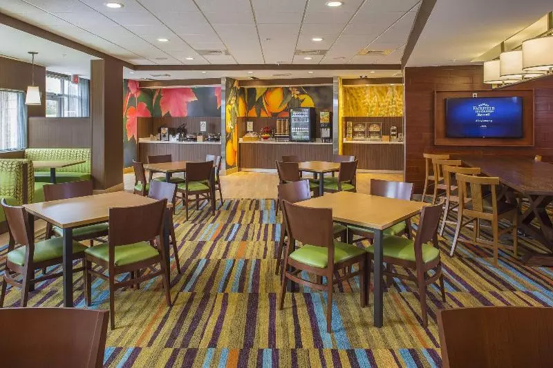 ホテル Fairfield Inn & Suites By Marriott Cut Off Galliano