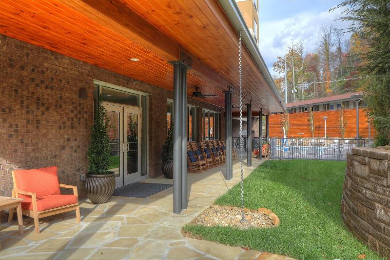 فندق Fairfield Inn & Suites By Marriott Gatlinburg Downtown