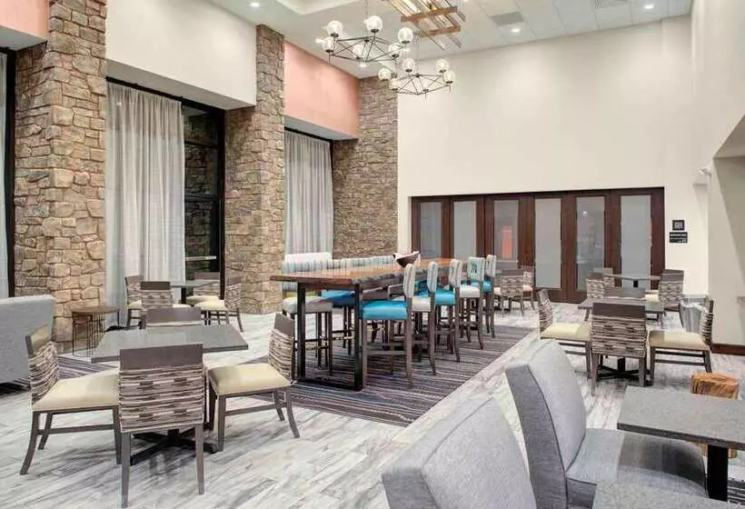 Hotelli Hampton Inn & Suites Flagstaff East