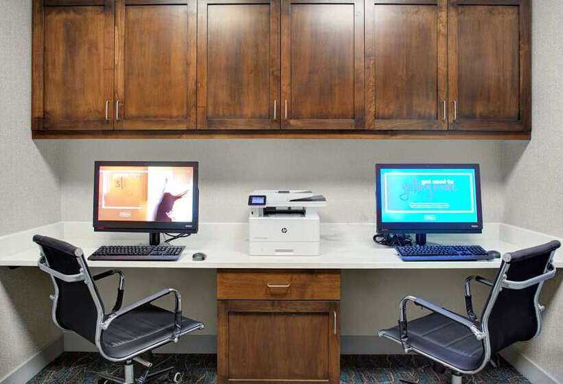 فندق Hampton Inn & Suites Flagstaff East